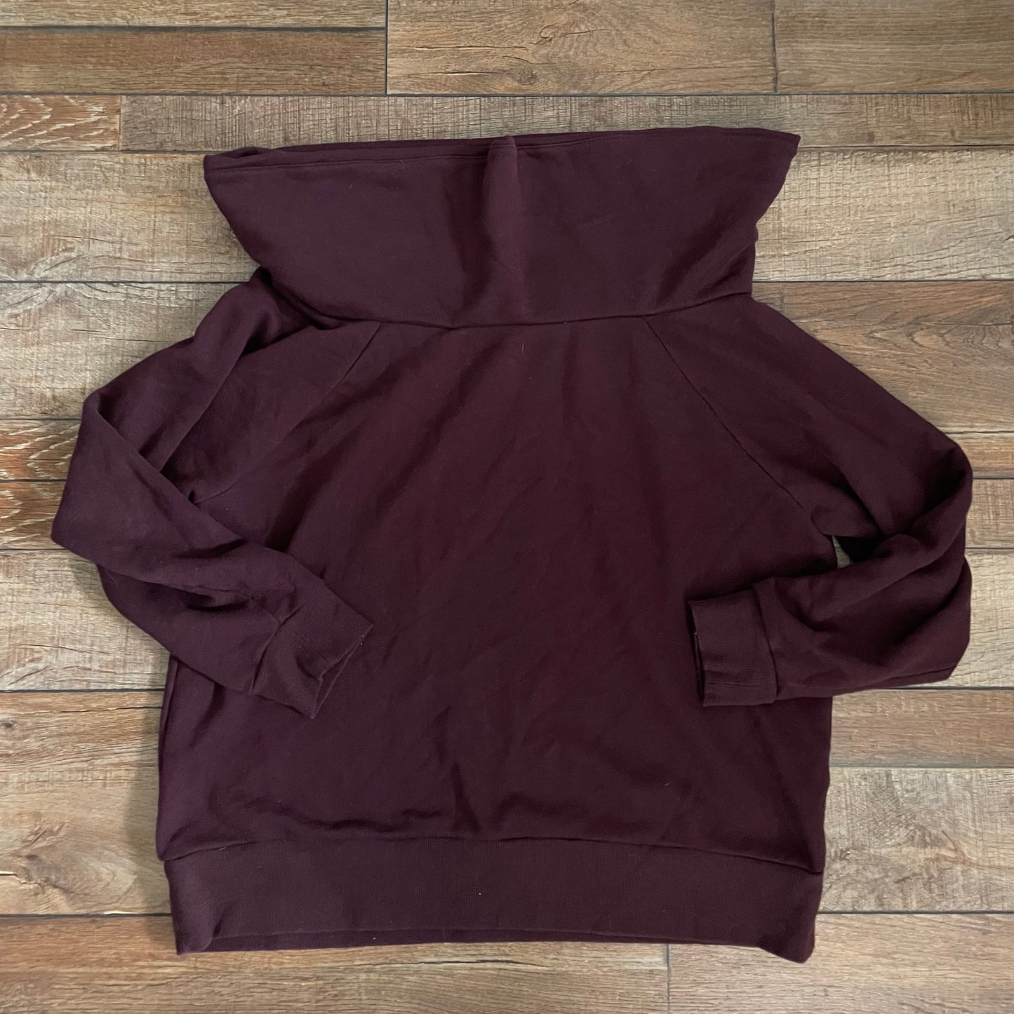 VS Sport Sweatshirt